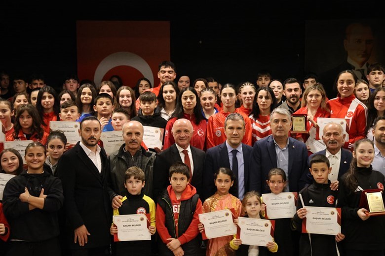 Sporun Enleri Ödül Töreni Gerçekleşti